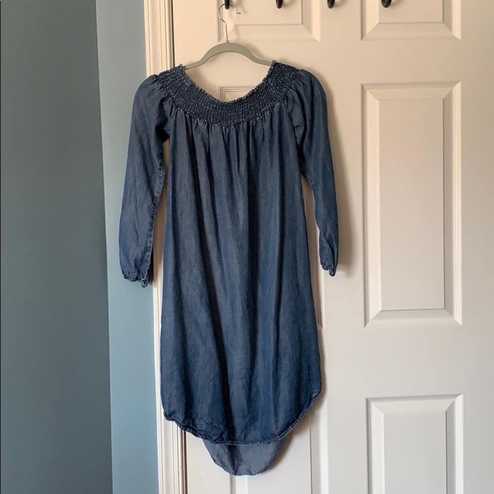Blue dress